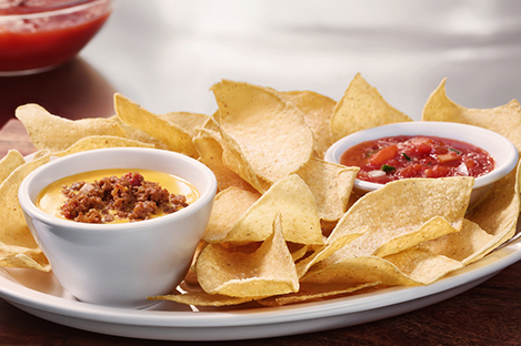 Cheddar's Chips & Homemade Queso
