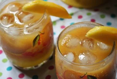 Cheddar's Gallon Mango Iced Tea