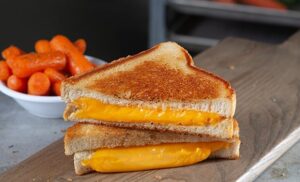 Cheddar's Grilled Cheese